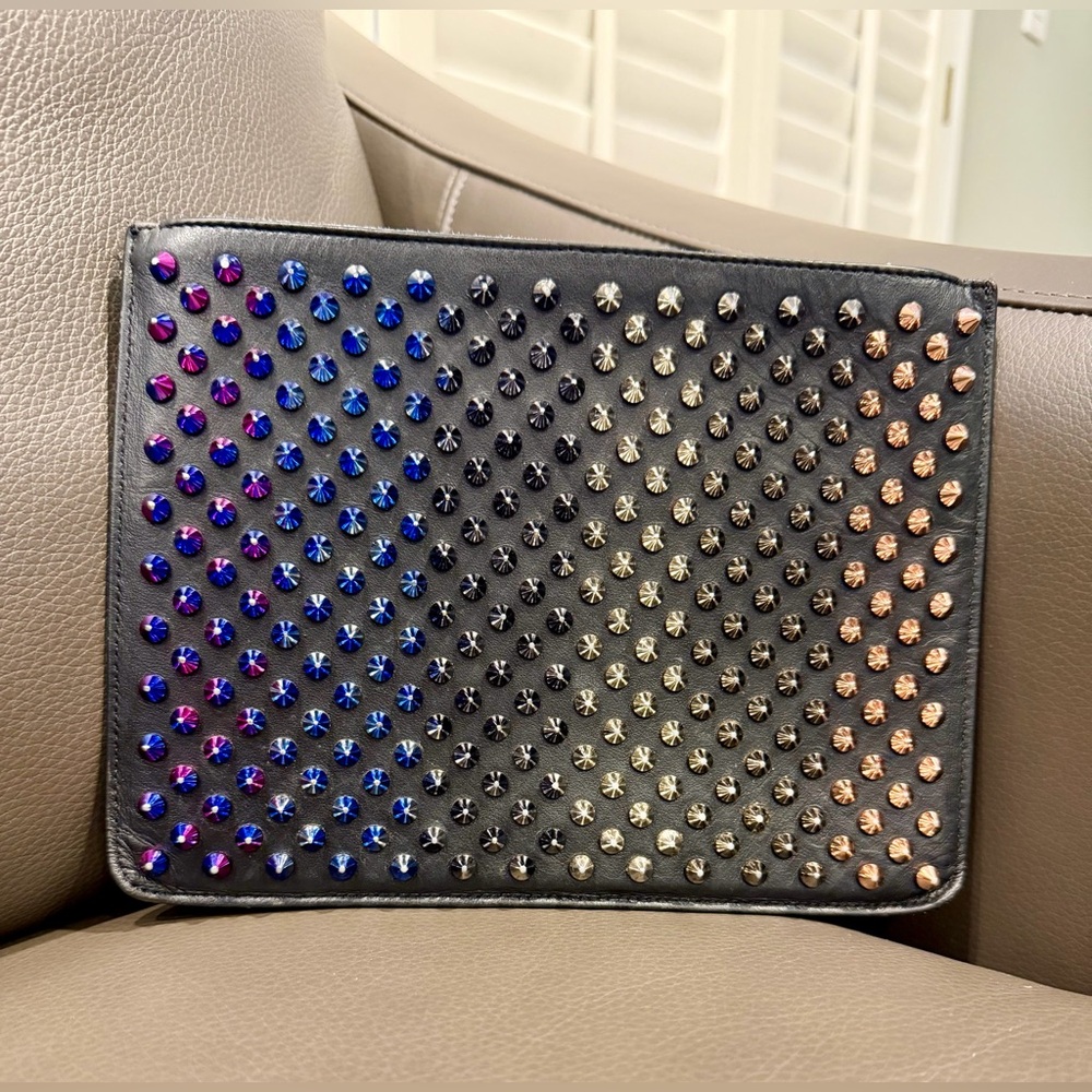 ❌❌SOLD❌❌Christian Louboutin Panettone Clutch with COA
